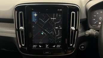 Volvo XC40 B4 R-DESIGN PRO