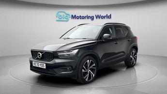 Volvo XC40 B4 R-DESIGN PRO