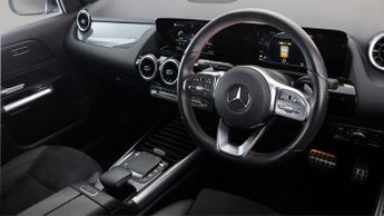Mercedes-Benz GLA GLA 200 AMG LINE