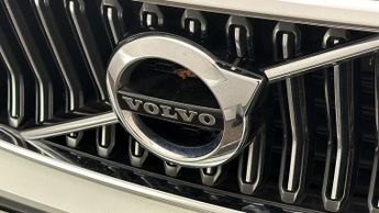 Volvo XC40 B4 INSCRIPTION PRO