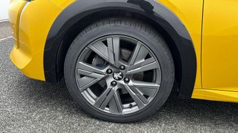Peugeot 208 PURETECH GT LINE S/S