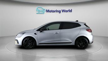 Renault Captur E-TECH ENGINEERED