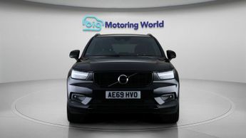 Volvo XC40 T4 R-DESIGN