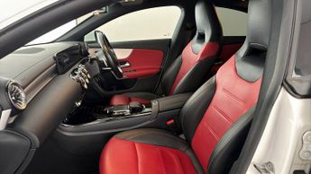 Mercedes-Benz CLA CLA 180 AMG LINE PREMIUM