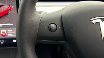 Tesla Model 3 MODEL 3