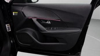 Peugeot E-2008 GT PREMIUM