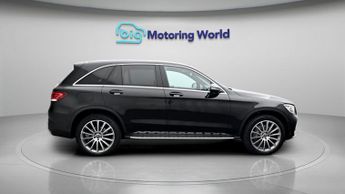 Mercedes-Benz GLC GLC 300 E 4MATIC AMG LINE PREMIUM