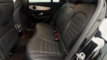 Mercedes-Benz GLC GLC 300 E 4MATIC AMG LINE PREMIUM