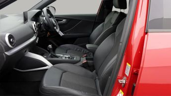 Audi Q2 TFSI S LINE BLACK EDITION