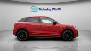 Audi Q2 TFSI S LINE BLACK EDITION