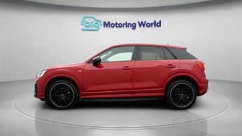 Audi Q2 TFSI S LINE BLACK EDITION