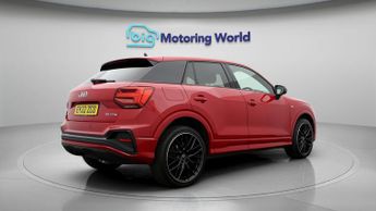 Audi Q2 TFSI S LINE BLACK EDITION