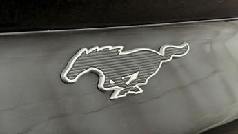 Ford Mustang Mach-E BASE