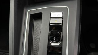 Volkswagen Golf LIFE ETSI DSG