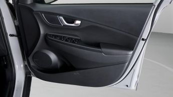 Hyundai KONA PREMIUM