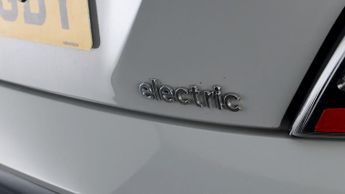 Hyundai KONA PREMIUM