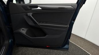Volkswagen Tiguan ELEGANCE TSI DSG