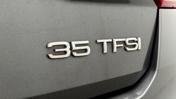 Audi Q2 TFSI S LINE