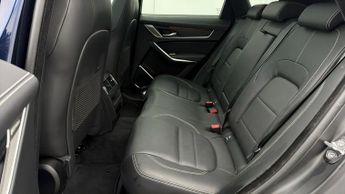 Jaguar F-PACE R-DYNAMIC HSE BLACK