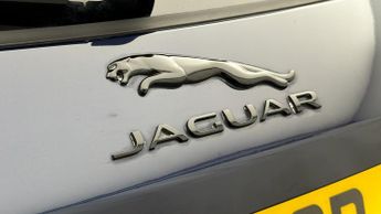 Jaguar F-PACE R-DYNAMIC HSE BLACK