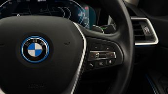 BMW 3 Series 330E SE PRO