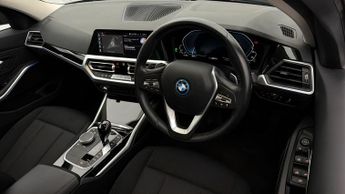 BMW 3 Series 330E SE PRO