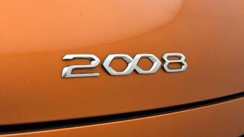 Peugeot E-2008 GT PREMIUM