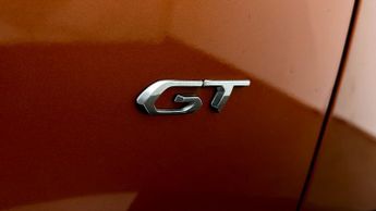 Peugeot E-2008 GT PREMIUM