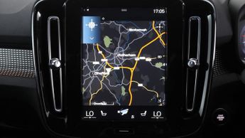 Volvo XC40 RECHARGE T4 R-DESIGN