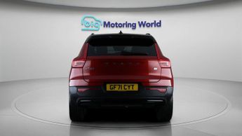 Volvo XC40 RECHARGE T4 R-DESIGN
