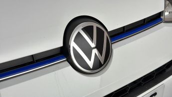 Volkswagen e-up! E-UP