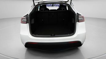 Tesla Model Y BASE
