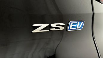 MG MG ZS SE