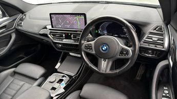 BMW iX3 M SPORT