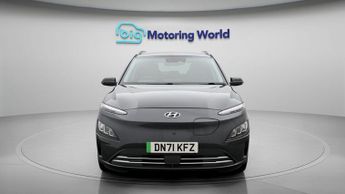 Hyundai KONA PREMIUM