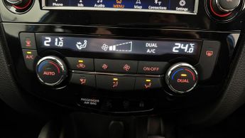 Nissan Qashqai DIG-T ACENTA PREMIUM DCT