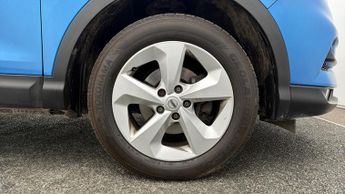 Nissan Qashqai DIG-T ACENTA PREMIUM DCT