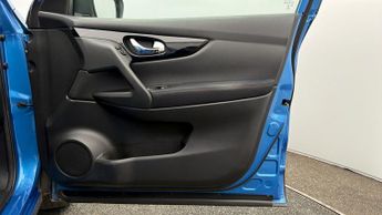 Nissan Qashqai DIG-T ACENTA PREMIUM DCT