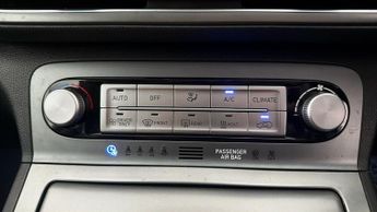 Hyundai KONA PREMIUM