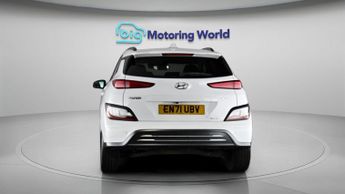 Hyundai KONA PREMIUM