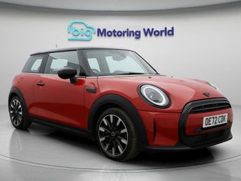 MINI Hatch COOPER EXCLUSIVE
