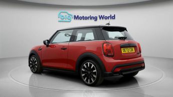 MINI Hatch COOPER EXCLUSIVE