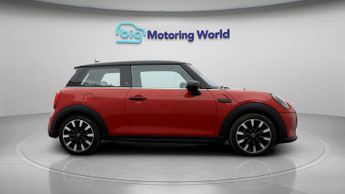 MINI Hatch COOPER EXCLUSIVE