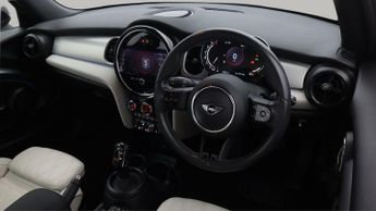 MINI Hatch COOPER EXCLUSIVE