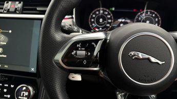 Jaguar F-PACE R-DYNAMIC SE