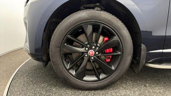 Jaguar F-PACE R-DYNAMIC SE