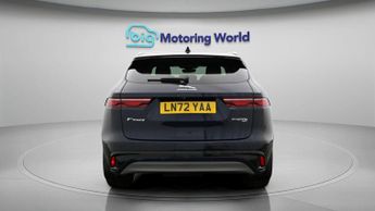 Jaguar F-PACE R-DYNAMIC SE