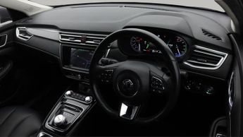 MG MG5 EXCLUSIVE