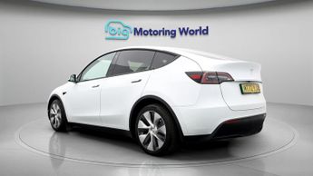 Tesla Model Y BASE