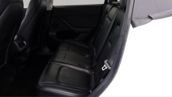 Tesla Model Y BASE